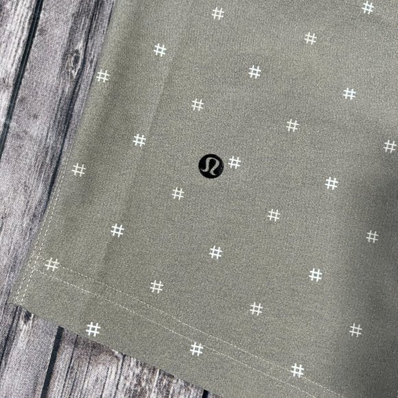 Lululemon ABC Commission Performance Stretch Shorts 38x10 Mens Khaki Print - Picture 4 of 8